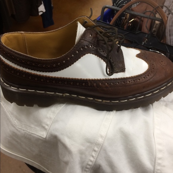 Dr Martens Other - Doc Martens original wingtip..  Men’s 9